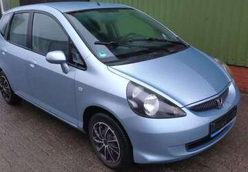 Honda Jazz 74.083 km 3.499 &euro; Elmenhorst 23869