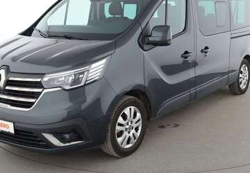 Renault Trafic 56.231 km 32.490 &euro; Hamburg 22529
