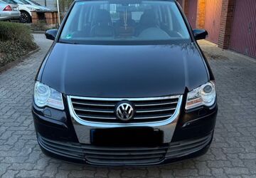 VW Touran 156.130 km 6.650 &euro; Hamburg 22045
