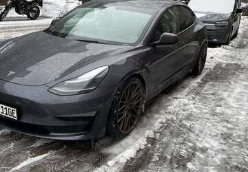 Tesla Model 3 42.500 km 25.500 &euro; Hamburg 22305