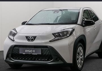Toyota Aygo (X) 2.000 km 15.490 &euro; Rellingen 25462