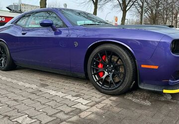 Dodge Challenger 1.740 km 76.999 &euro; Hamburg 22309