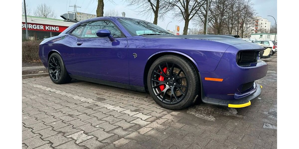 Dodge Challenger 1.740 km 76.999 &euro; Hamburg 22309