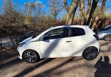 Peugeot 108 127.000 km 5.100 &euro; Hamburg 22549