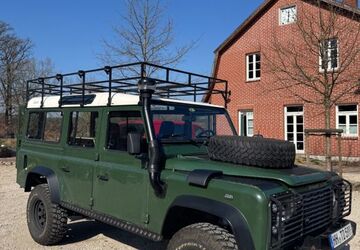 Land Rover Defender 295.000 km 31.500 &euro; Hamburg 20251