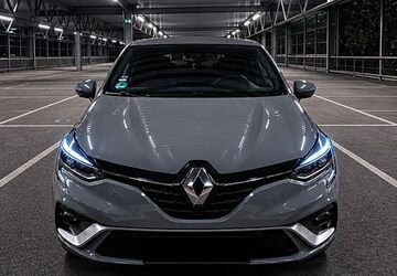 Renault Clio 68.320 km 15.900 &euro; Hamburg 21033