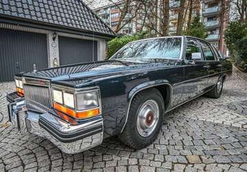 Cadillac Deville 24.969 km 38.900 &euro; Hamburg 21031