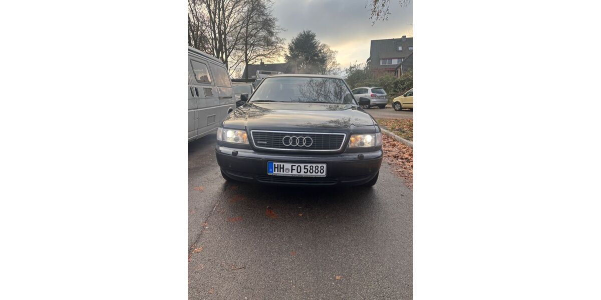 Audi A8 176.000 km 10.000 &euro; Hamburg 22547