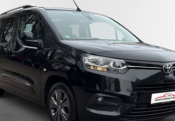 Toyota Proace City 168.000 km 14.990 &euro; Hamburg 22529