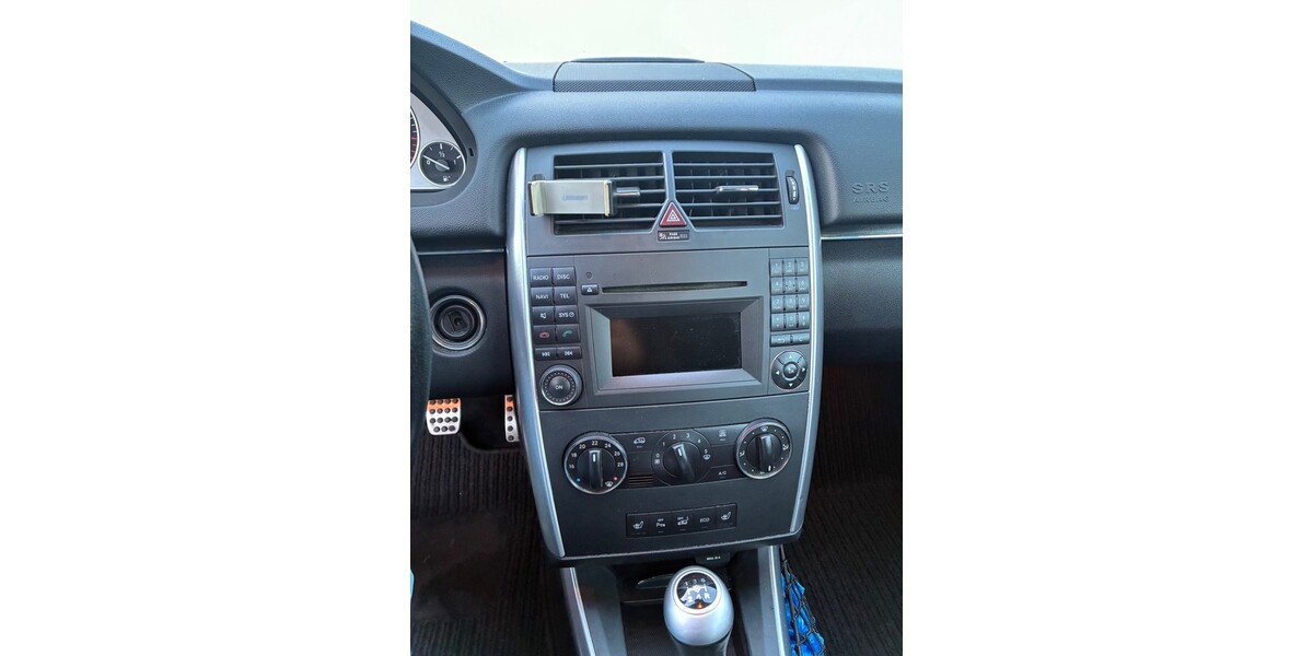 Mercedes-Benz b160 146.505 km 5.000 &euro; Hamburg 20038