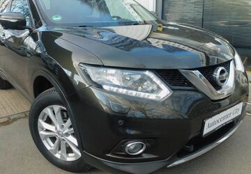 Nissan X-Trail 148.750 km 12.800 &euro; Hamburg 22043