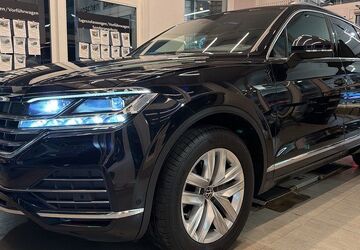 VW Touareg 31.220 km 52.950 &euro; Hamburg 22761