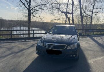 Mercedes-Benz C 180 209.000 km 9.000 &euro; Hamburg 22115