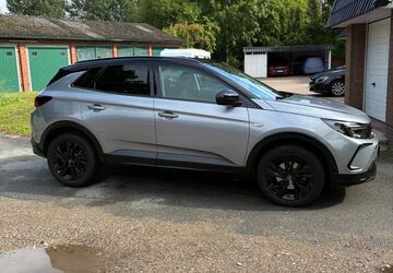 Opel Grandland (X) 48.230 km 20.500 &euro; Hamburg 20148