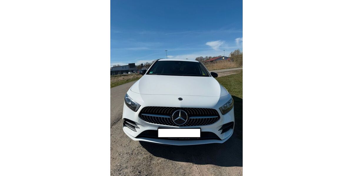 Mercedes-Benz A 180 79.200 km 22.200 &euro; Buxtehude 21614