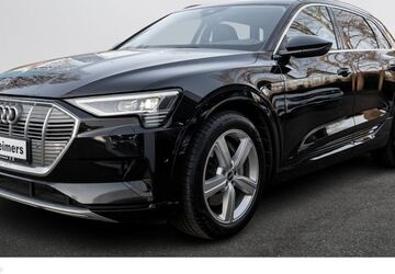 Audi e-tron 36.710 km 34.740 &euro; Hamburg 22457