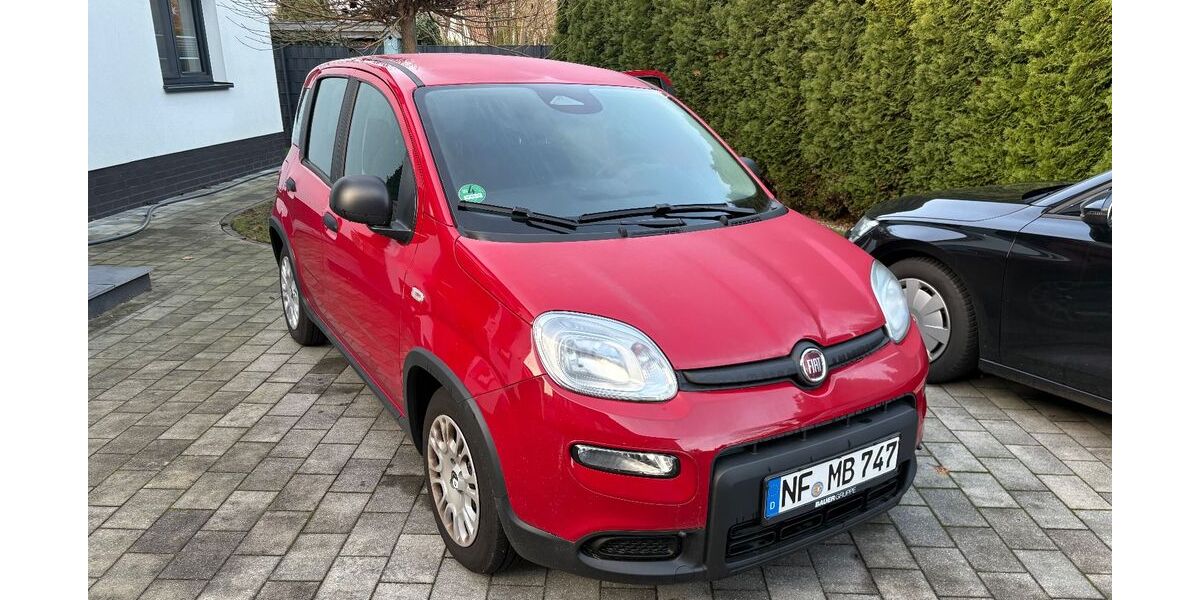 Fiat Panda 2.700 km 11.800 &euro; Hamburg 22399
