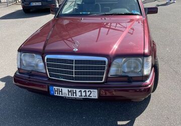 Mercedes-Benz 200 270.000 km 22.999 &euro; Hamburg 22763