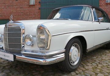 Mercedes-Benz 280 21.790 km 138.500 &euro; Hamburg 22047
