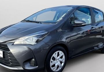Toyota Yaris 8.200 km 12.485 &euro; Halstenbek 25469
