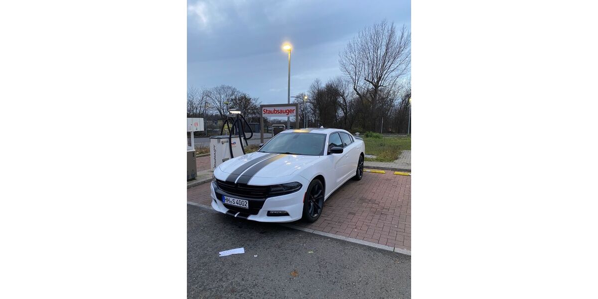 Dodge Charger 115.900 km 18.100 &euro; Hamburg 21129