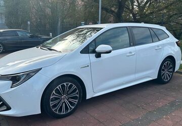 Toyota Corolla 74.000 km 20.600 &euro; Stelle 21435