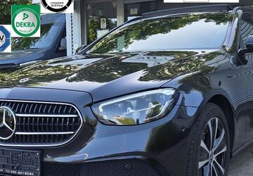 Mercedes-Benz E 300 97.687 km 27.950 &euro; Hamburg 22391