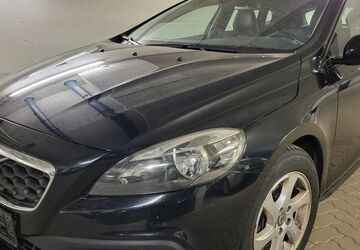 Volvo V40 Cross Country 199.857 km 8.990 &euro; Hamburg 22335