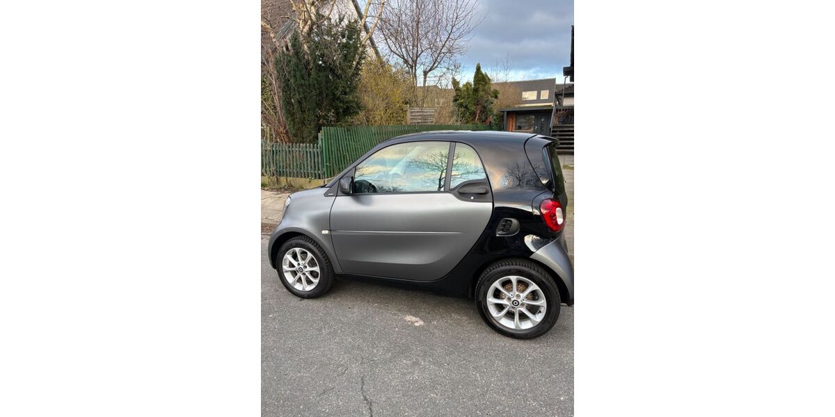 Smart ForTwo 114.318 km 7.000 &euro; Hamburg 21129
