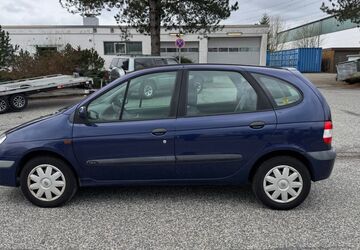 Renault Scenic 157.237 km 699 &euro; Barsbüttel 22885