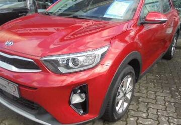 Kia Stonic 57.834 km 14.890 &euro; Hamburg 22043