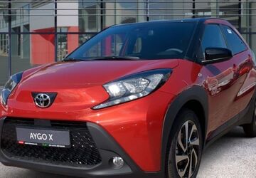 Toyota Aygo (X) 4.901 km 17.950 &euro; Halstenbek 25469