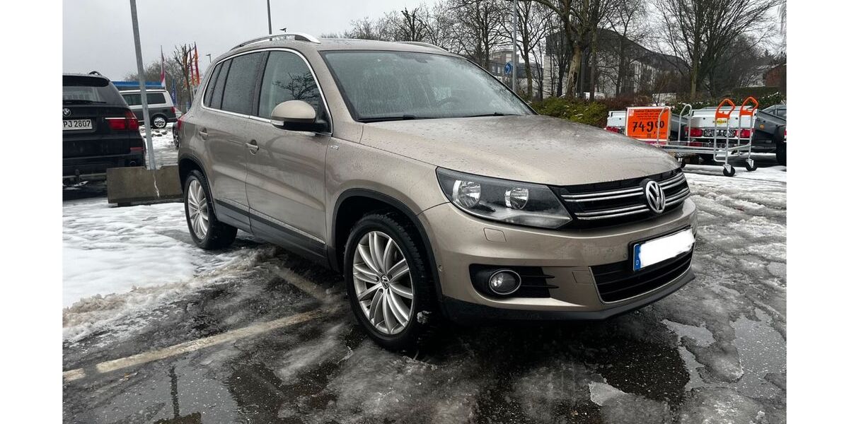 VW Tiguan 84.300 km 13.399 &euro; Hamburg 22523