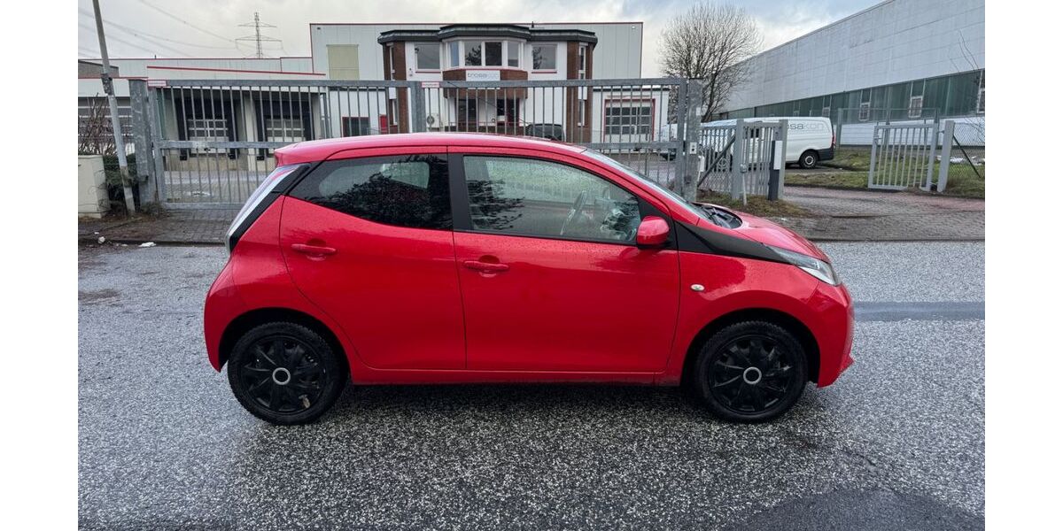 Toyota Aygo (X) 191.925 km 4.999 &euro; Barsbüttel 22885