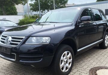 VW Touareg 282.325 km 2.500 &euro; Hamburg 20537