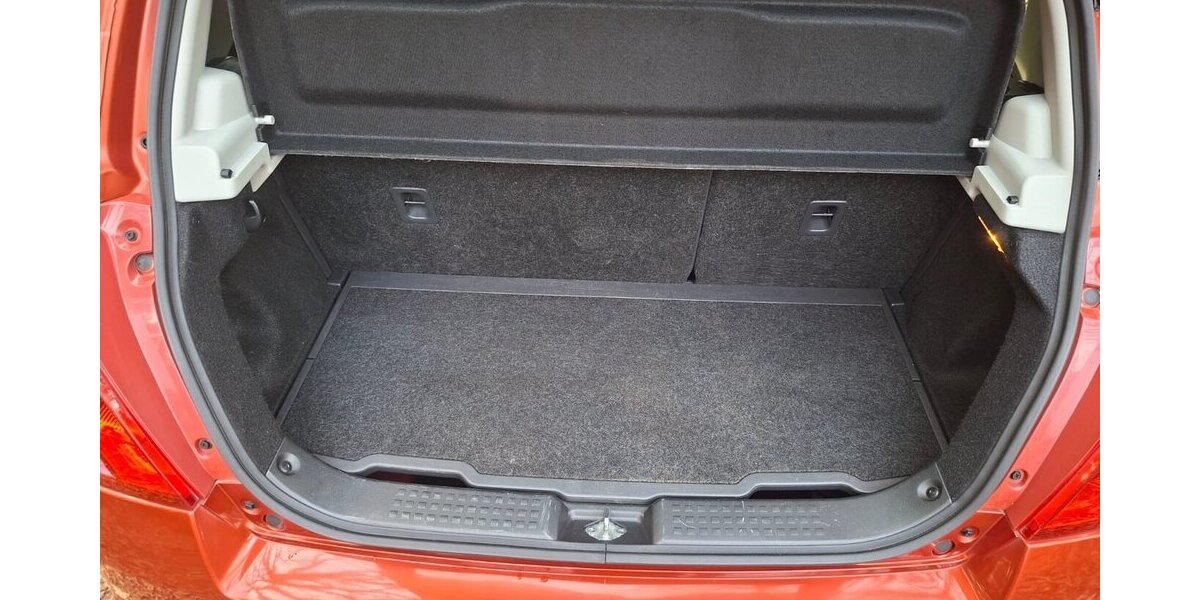 Suzuki Swift Classic, fast wie ein Ur-Mini in modern... 57.000 km 4.999 &euro; Hamburg 22339