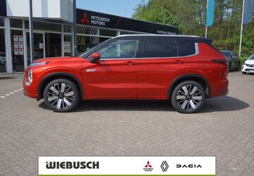 Mitsubishi Plug-in Hybrid Outlander 6.000 km 49.990 &euro; Buxtehude 21614