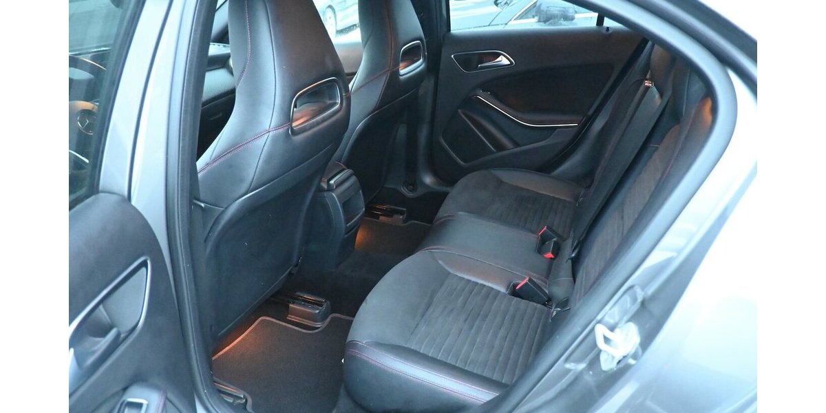 Mercedes-Benz A 180 BE *AMG-Line* DSG Navi Leder LED 2.Hd 110.000 km 16.500 &euro; Seevetal - Hittfeld 21218