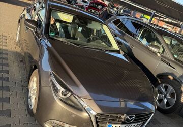 Mazda 3 117.067 km 13.500 &euro; Geesthacht 21502