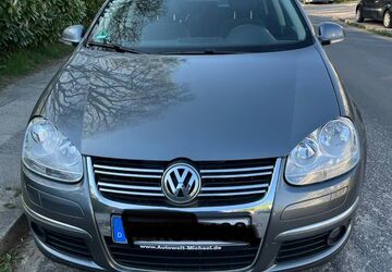 VW Golf 123.000 km 5.850 &euro; Hamburg 22529