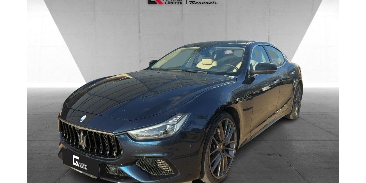 Maserati Ghibli 70.954 km 69.900 &euro; Hamburg 20537