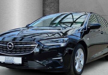Opel Insignia 49.535 km 23.290 &euro; Hamburg 21079