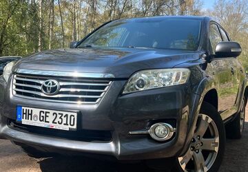 Toyota RAV 4 238.500 km 8.399 &euro; Hamburg 21031
