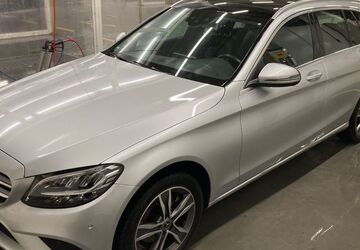 Mercedes-Benz C 220 89.000 km 22.999 &euro; Hamburg 22045