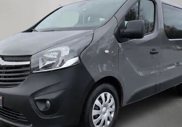 Opel Vivaro 86.695 km 21.490 &euro; Hamburg 20539