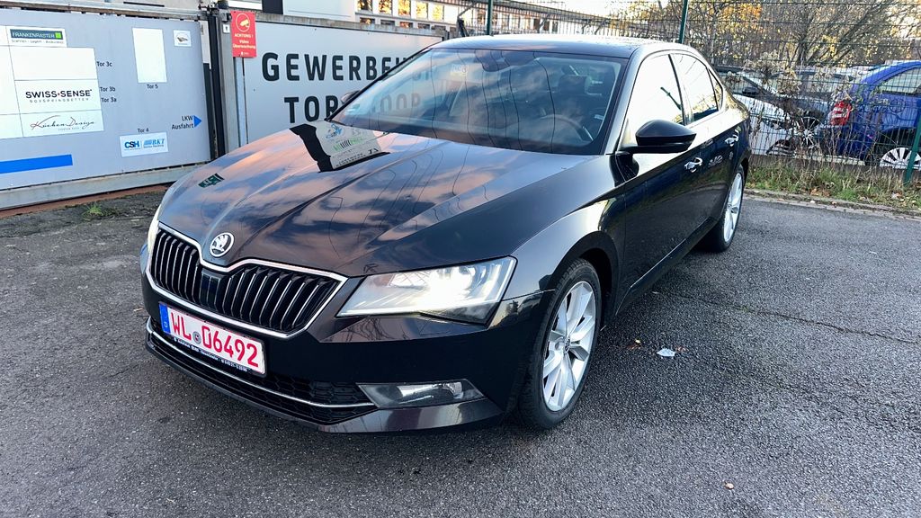 Skoda Superb 224.000 km 14.000 &euro; Winsen/Luhe 21423