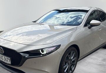 Mazda 3 3.877 km 26.590 &euro; Hamburg 22041