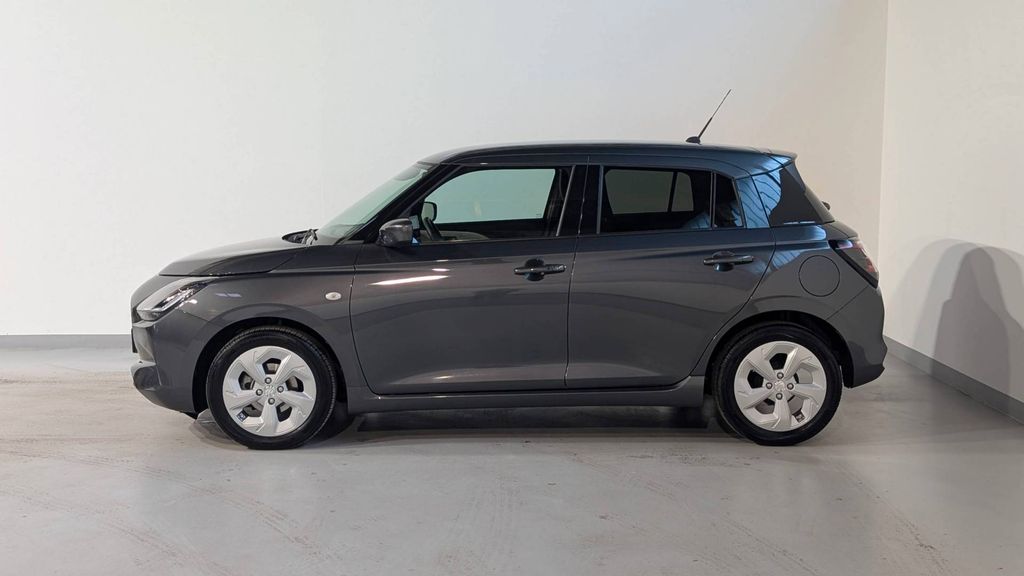 Suzuki Swift 4.960 km 17.490 &euro; Tornesch 25436