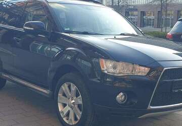 Mitsubishi Outlander 196.769 km 5.750 &euro; Hamburg 20097