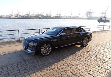 Bentley Flying Spur 3.700 km 239.900 &euro; Hamburg 22763